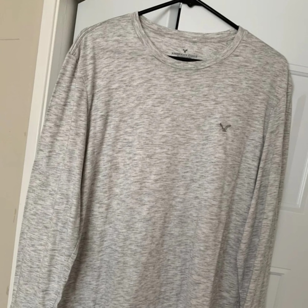 American Eagle Long Sleeve